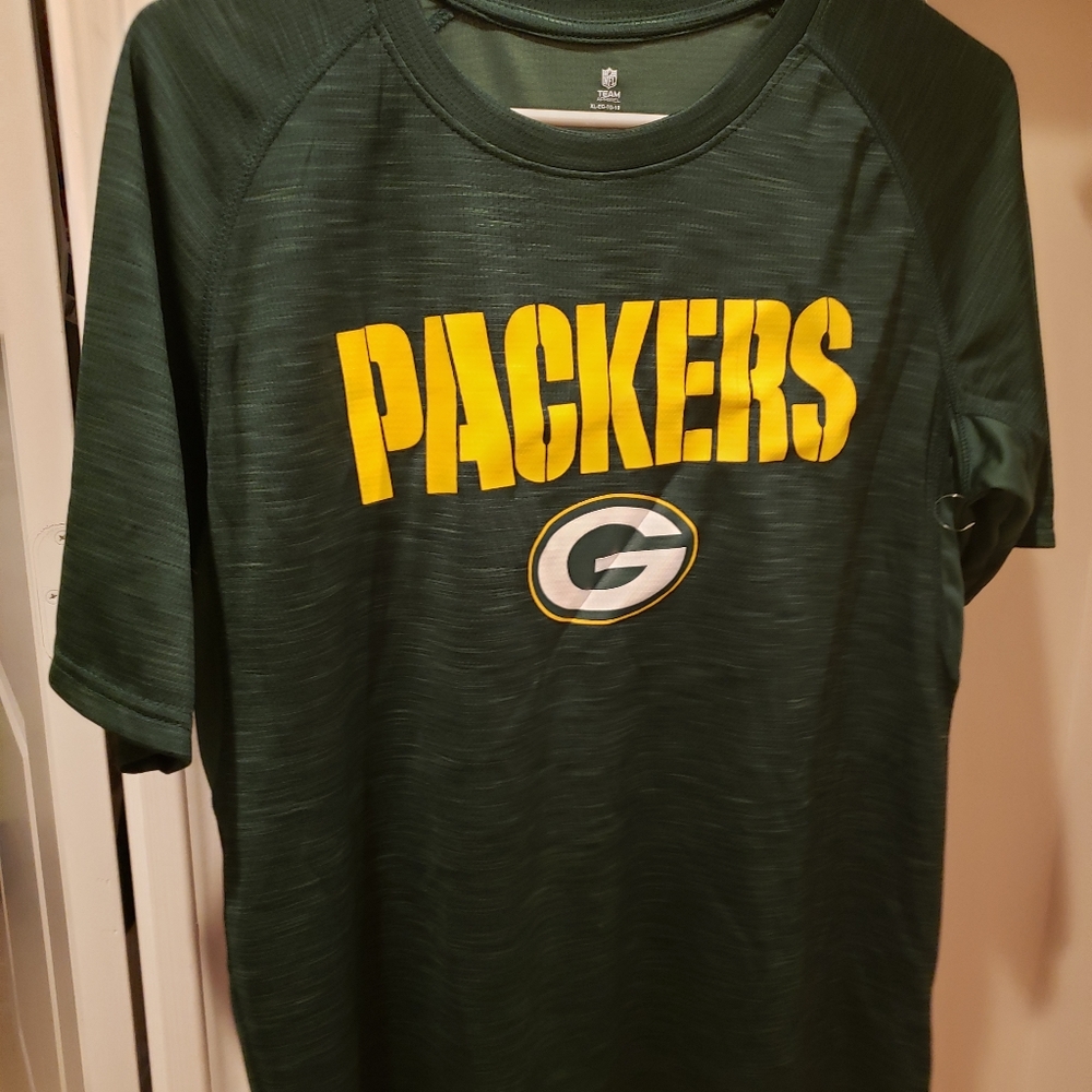 Youth Greenbay Packer dri fit shirt new